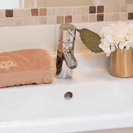 Suesskirsche - Obsthof Steffelin * ماركدورف